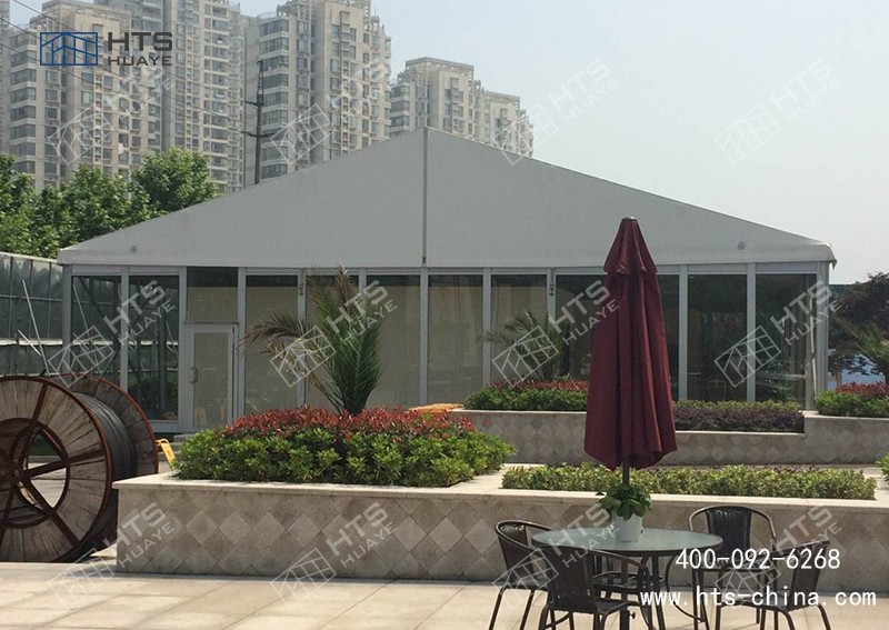 铝合金框架棚房是若何预防雨水进入到篷内的